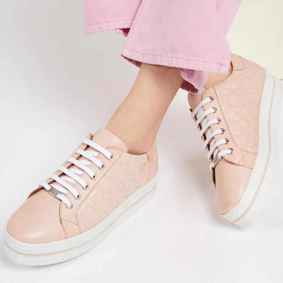 Alexandrite Leather Quilted Trainers - Nude