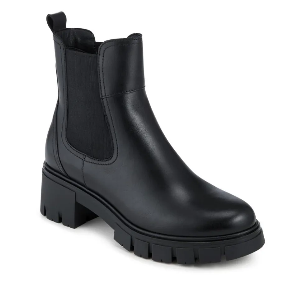 Bellissimo Chunky Leather Chelsea Boots - Black