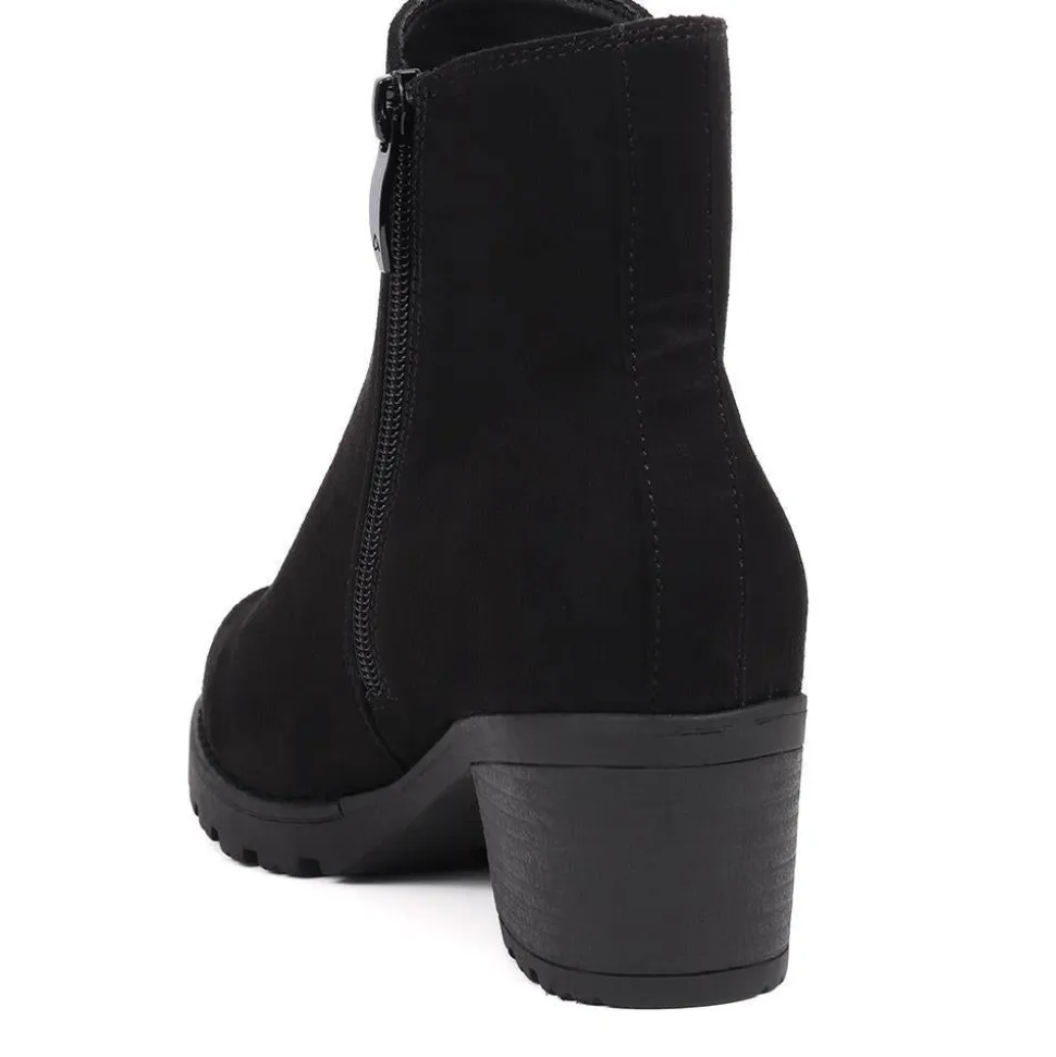 Block-Heeled Ankle Boots - Black