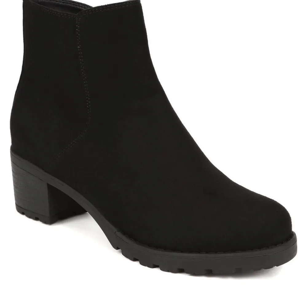 Block-Heeled Ankle Boots - Black