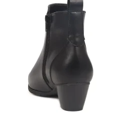 Block-Heeled Ankle Boots - Black