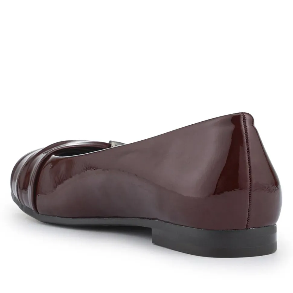 Bow-Detailed Heeled Ballet Pumps - Burgundy Patent