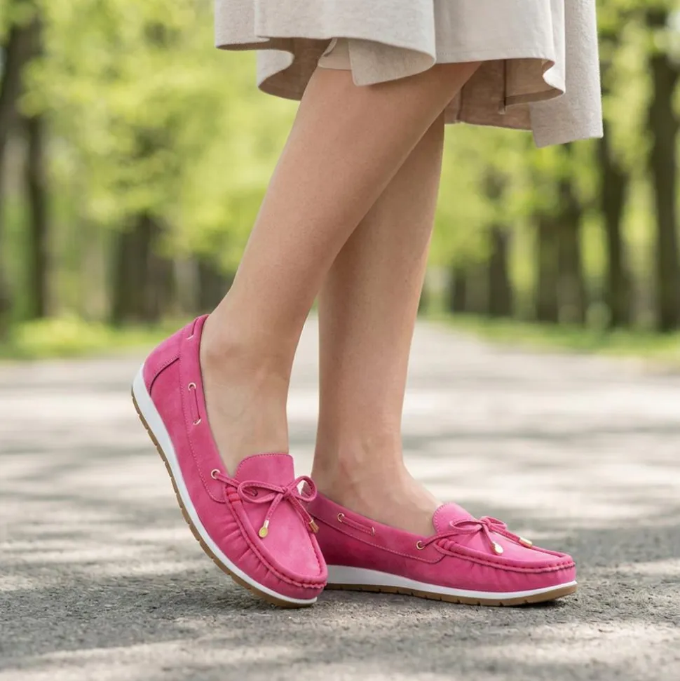 Bow Detailed Moccasins - Fuschia