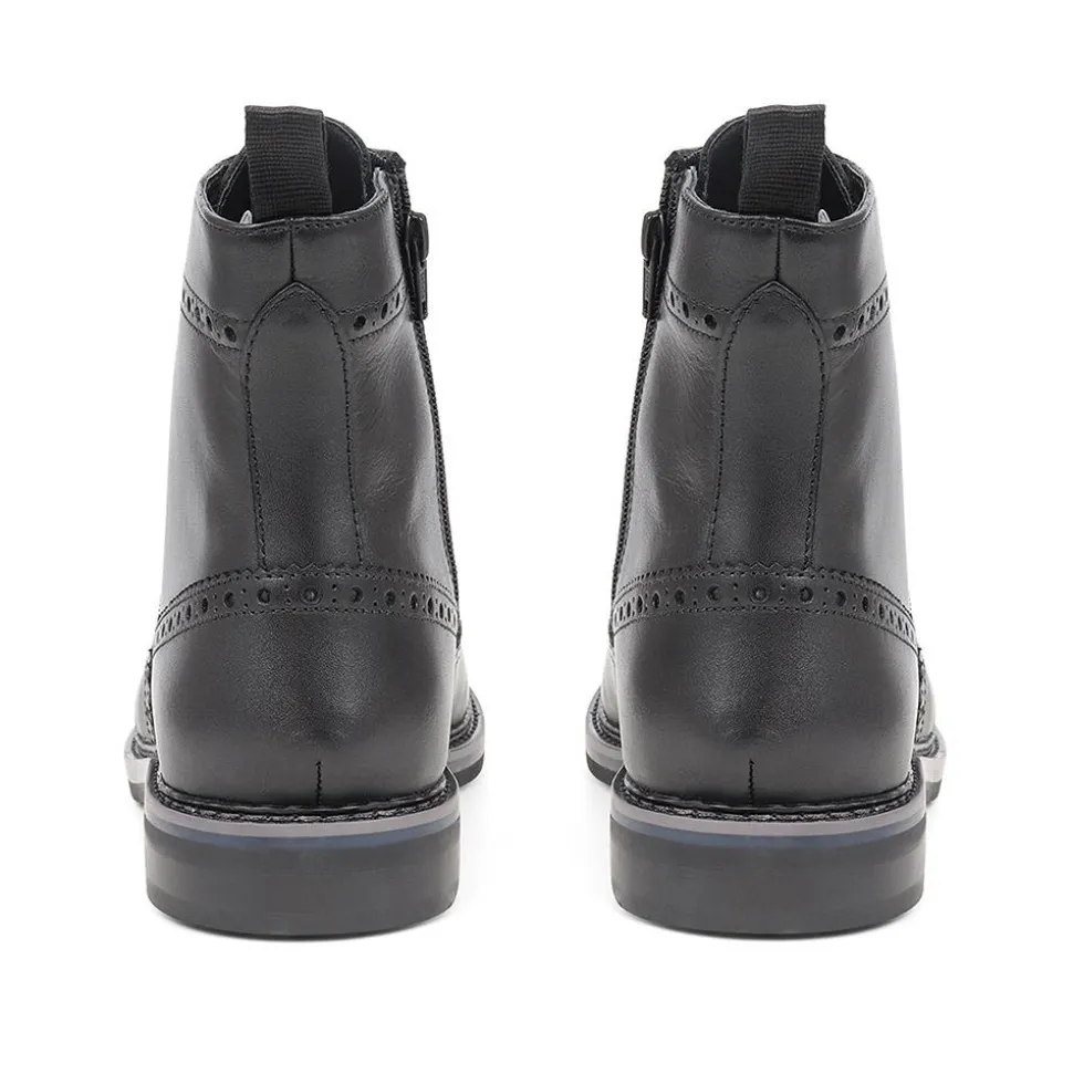 Brogue Detail Lace Up Boots - Black