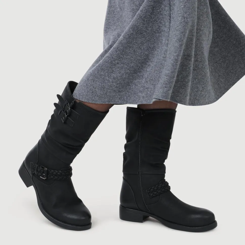 Buckle-Detailed Calf Length Boots - Black