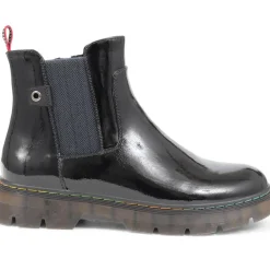 Casual Chelsea Boots - Black Patent
