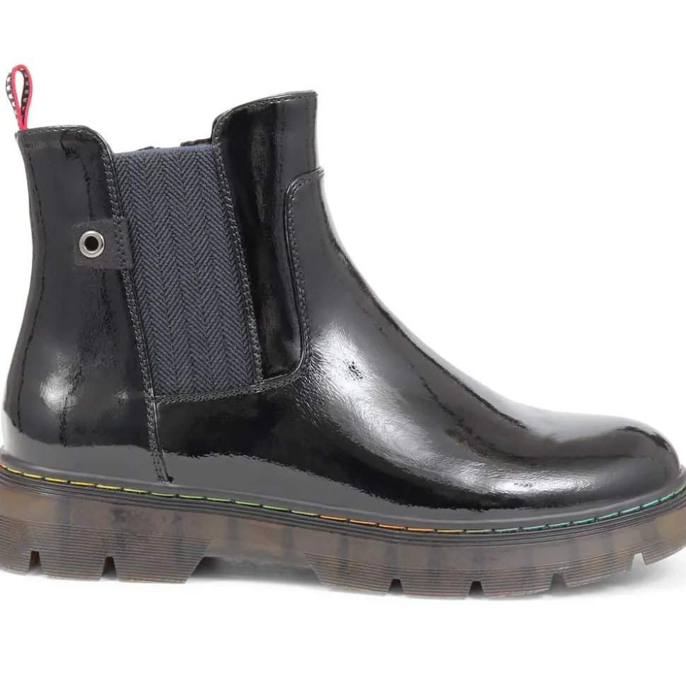 Casual Chelsea Boots - Black Patent