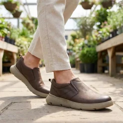 Casual Leather Slip-On Shoes - Brown