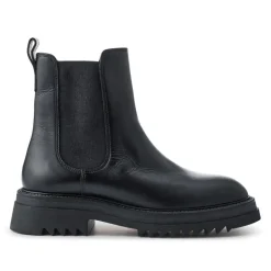 Chunky Leather Chelsea Boots - Black