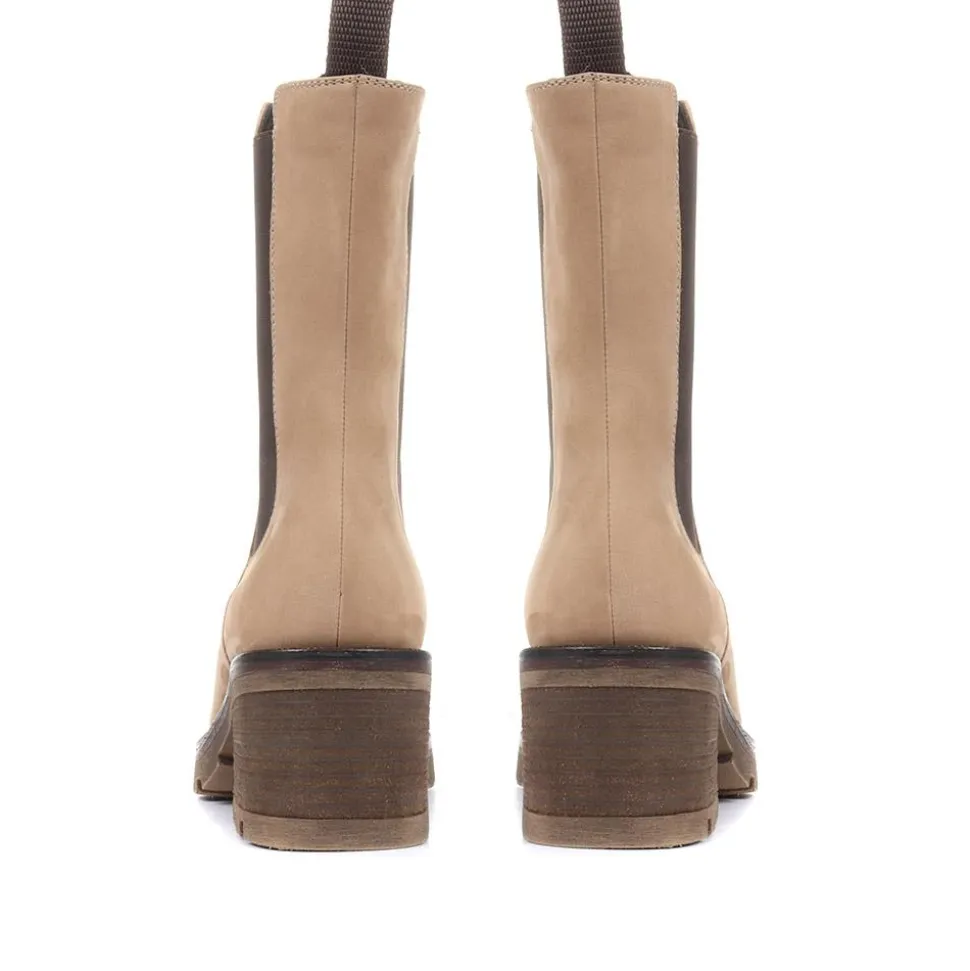Clemenzia Block Heeled Chelsea Boots - Beige Nubuck