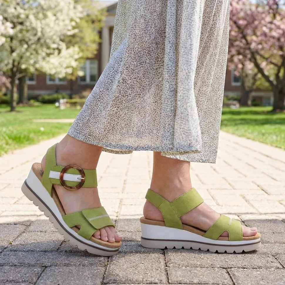 Comfortable Wedge Heel Sandals - Lime