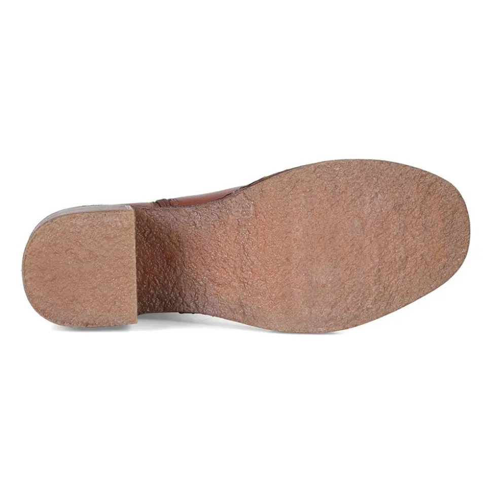 Contemporary Comfort Boots EE Fit - Tan Tumbled Leather