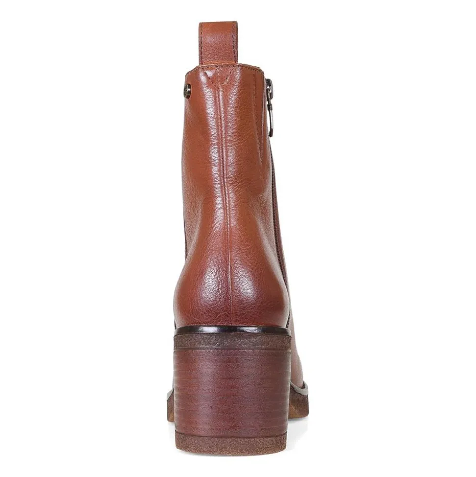 Contemporary Comfort Boots EE Fit - Tan Tumbled Leather