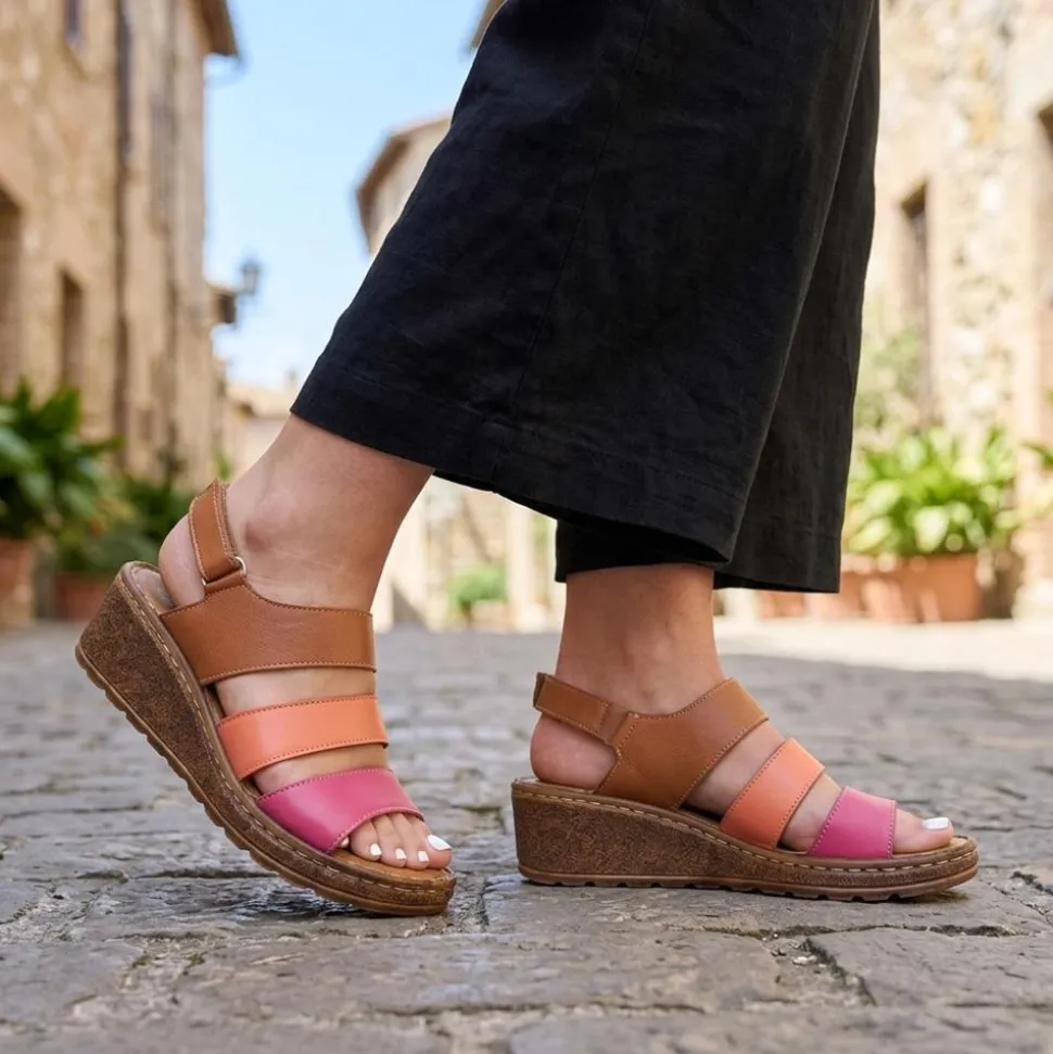 Cushioned Leather Wedge Heel Sandals - Tan Multi