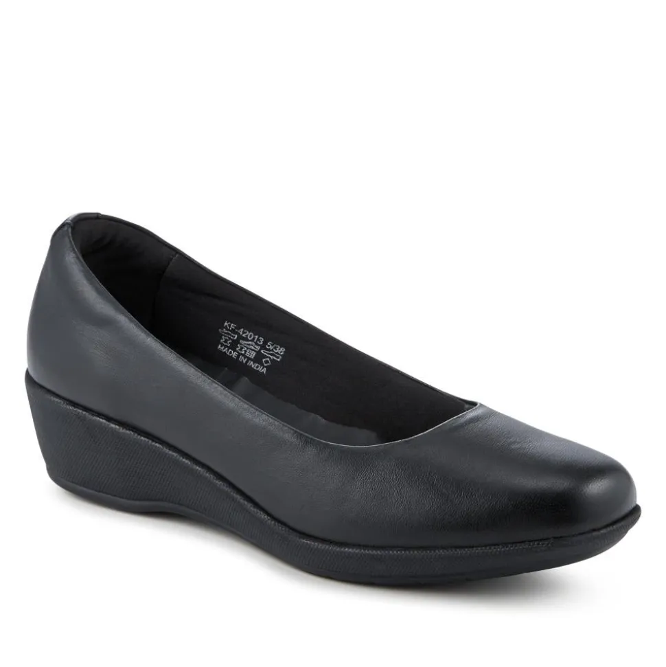 Cushioned Lightweight Leather Slip On Shoes - Black