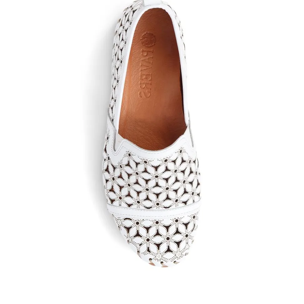 Cut-Out Leather Pumps - White