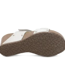 Dual Adjustable Fasten Wedge Sandals - Metallic