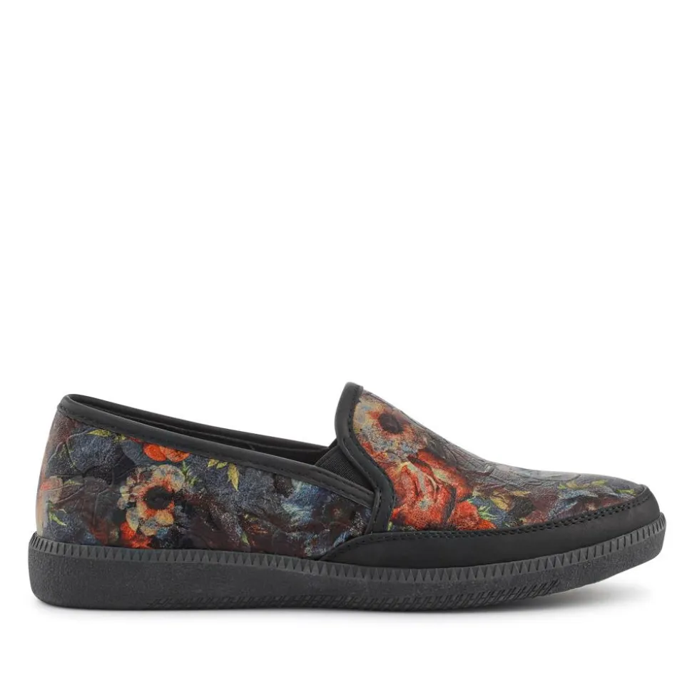 Everyday Slip-On Shoes - Black Floral