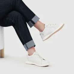 Extra-Wide Casual Lace-Up Shoes - Off White