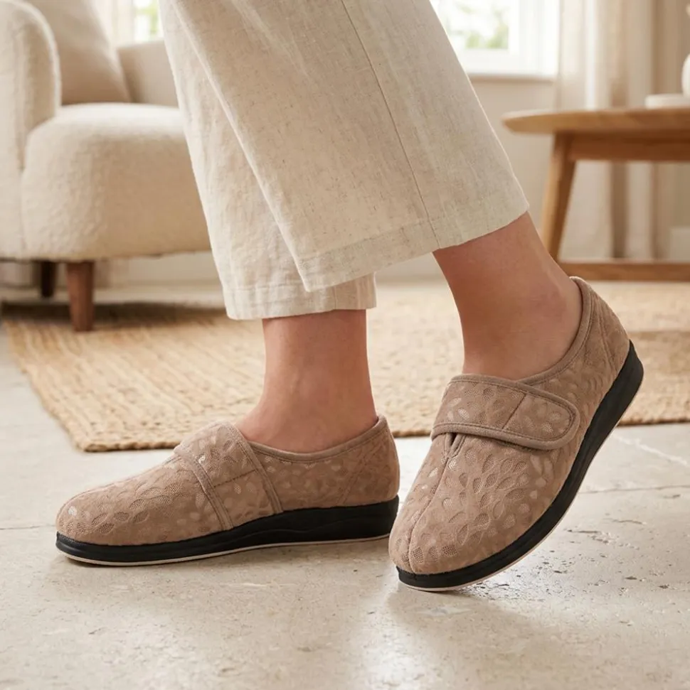 Extra-Wide Fit Slippers - Lilac