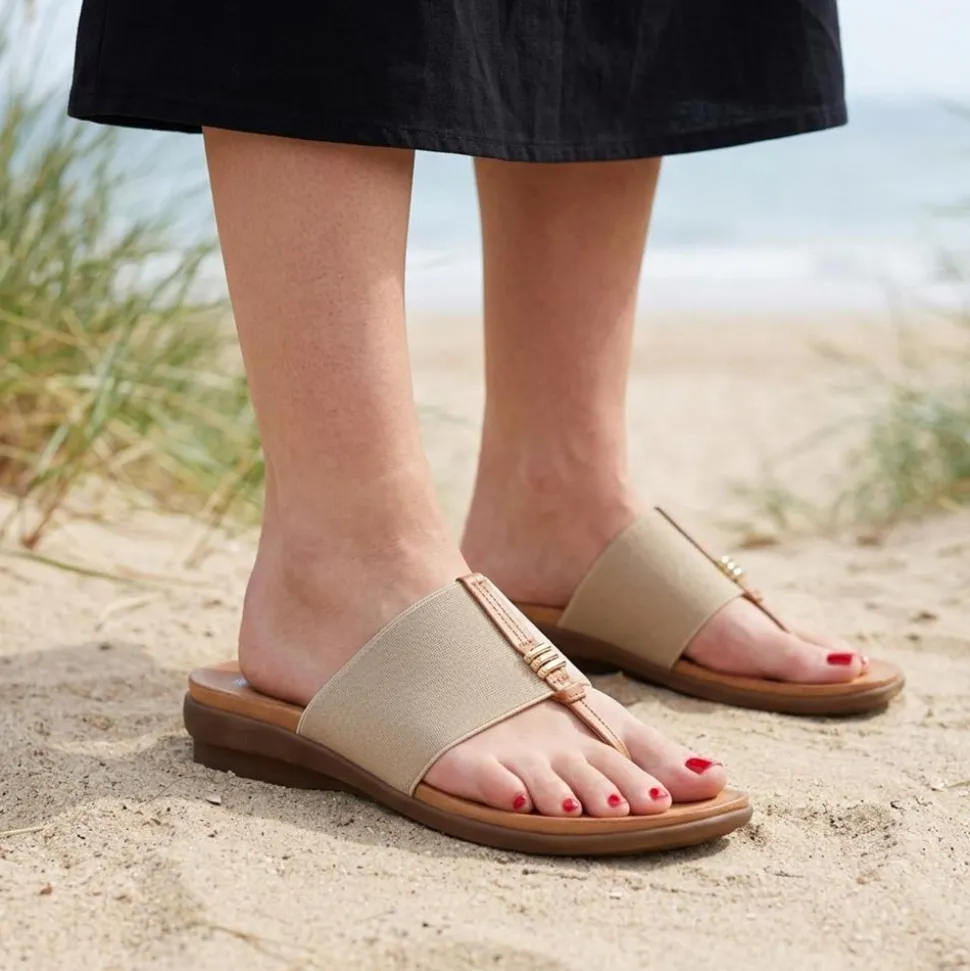 Flexible Toe Post Sandals - Beige