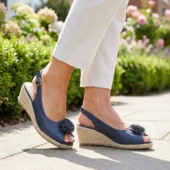 Flower Detail Peep Toe Wedge Sandals - Navy