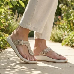 Fly Flot Buckled Toe Post Sandals - Beige