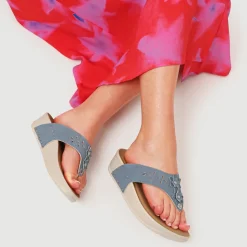 Fly Flot Cushioning Toe Post Sandals - Blue