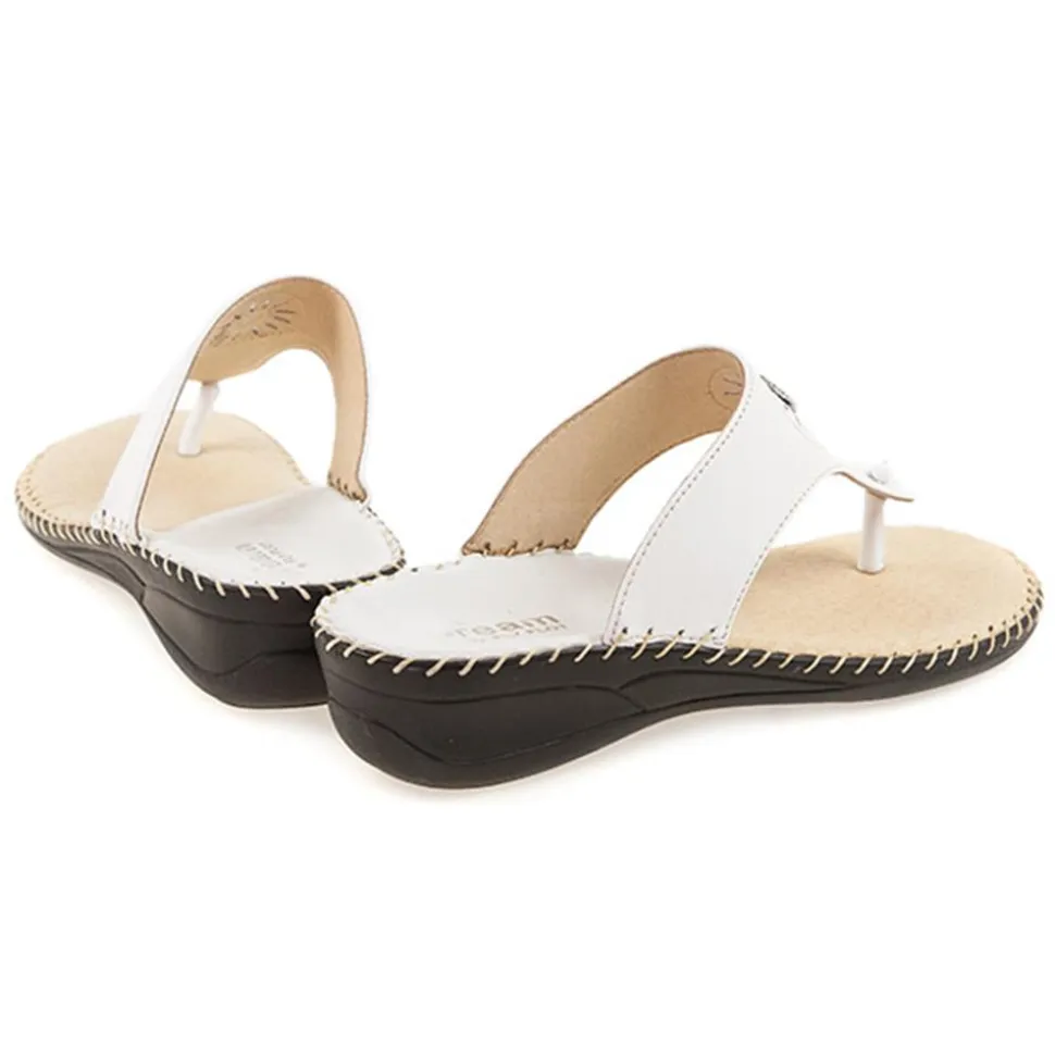 Fly Flot Leather Toe Post with Metal Centre Stud - White