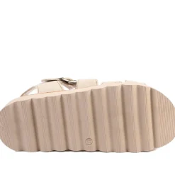 Fly Flot Platform Heel Buckled Sandals - Beige