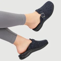 FlyFlot Self-Moulding Clogs - Navy