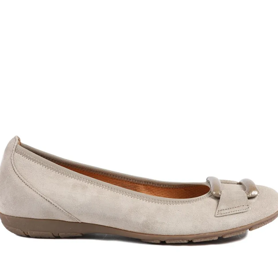 Gabor Raven Leather Ballet Pumps - Sand