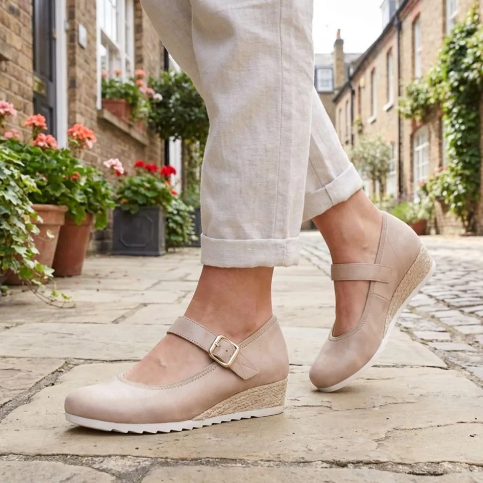 Grippy Adjustable Fasten Mary Janes - Beige