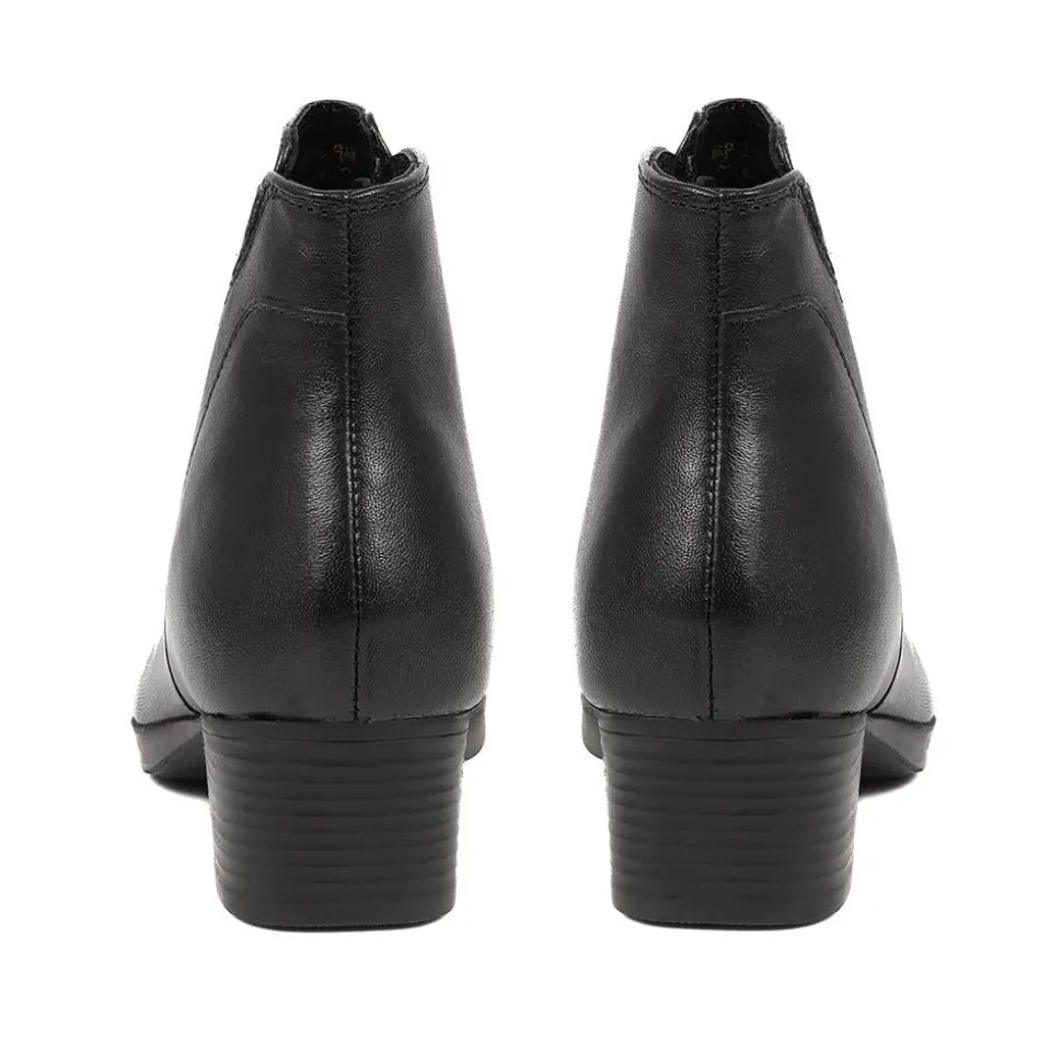 Heeled Leather Ankle Boots - Black