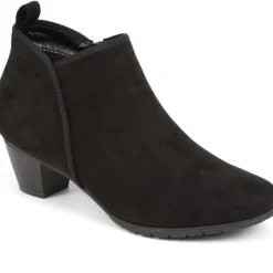 Heeled Short Ankle Boots - Black