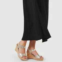 High Buckled Wedge Sandals - Gold