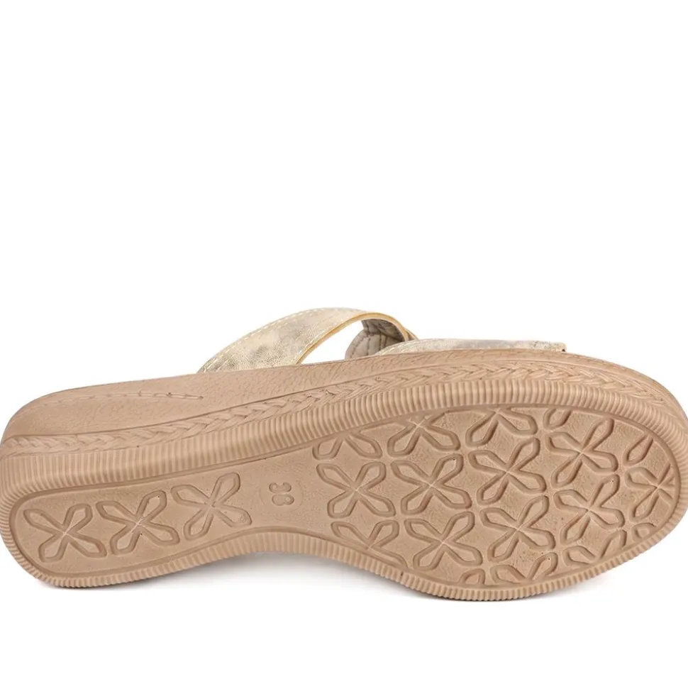 Inblu Beaded Slip On Sandals - Beige