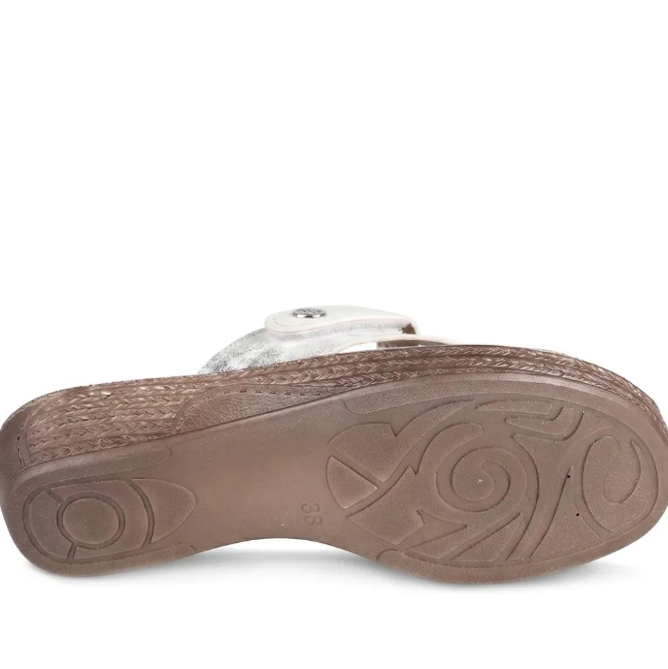 Inblu Touch Fasten Toe Post Sandals - White Multi
