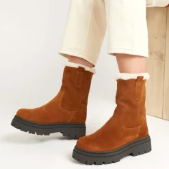 Isabetta Chunky Suede Boots - Tan