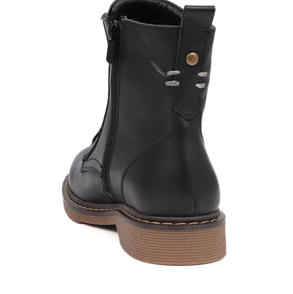 Lace-Up Leather Boots - Black