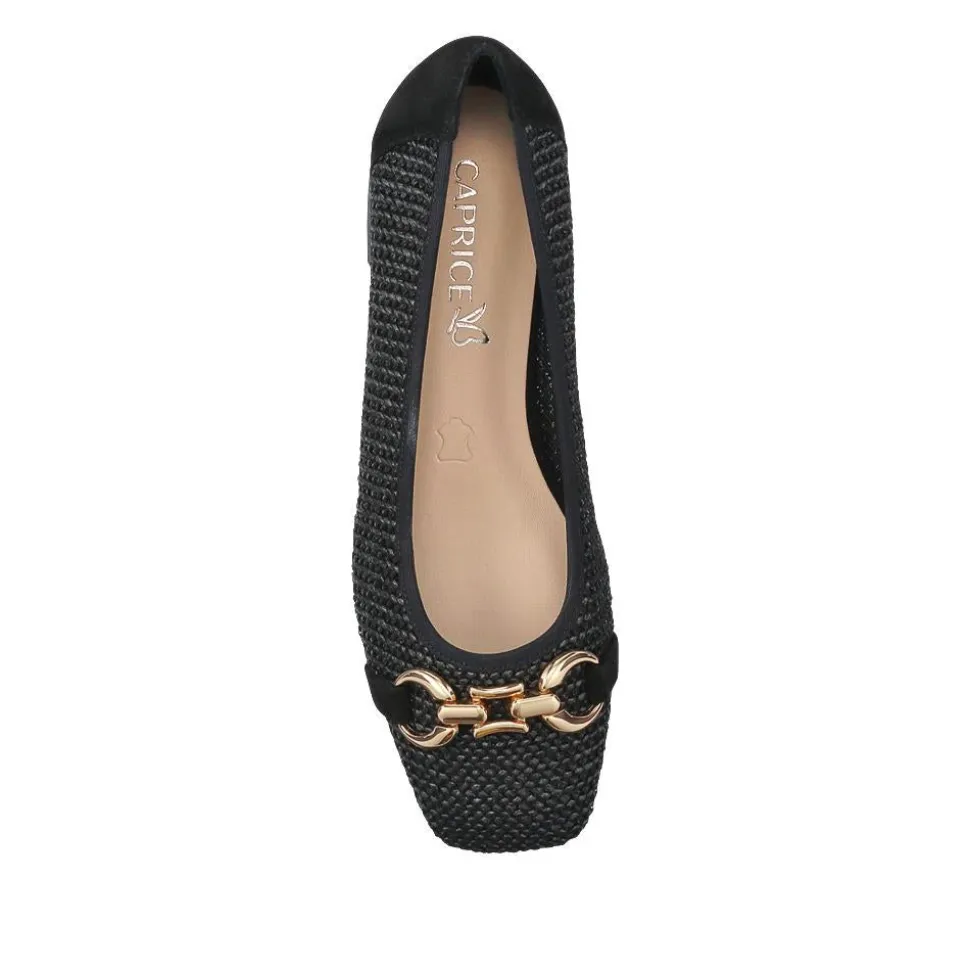 Leather Buckle-Detailed Pumps - Black