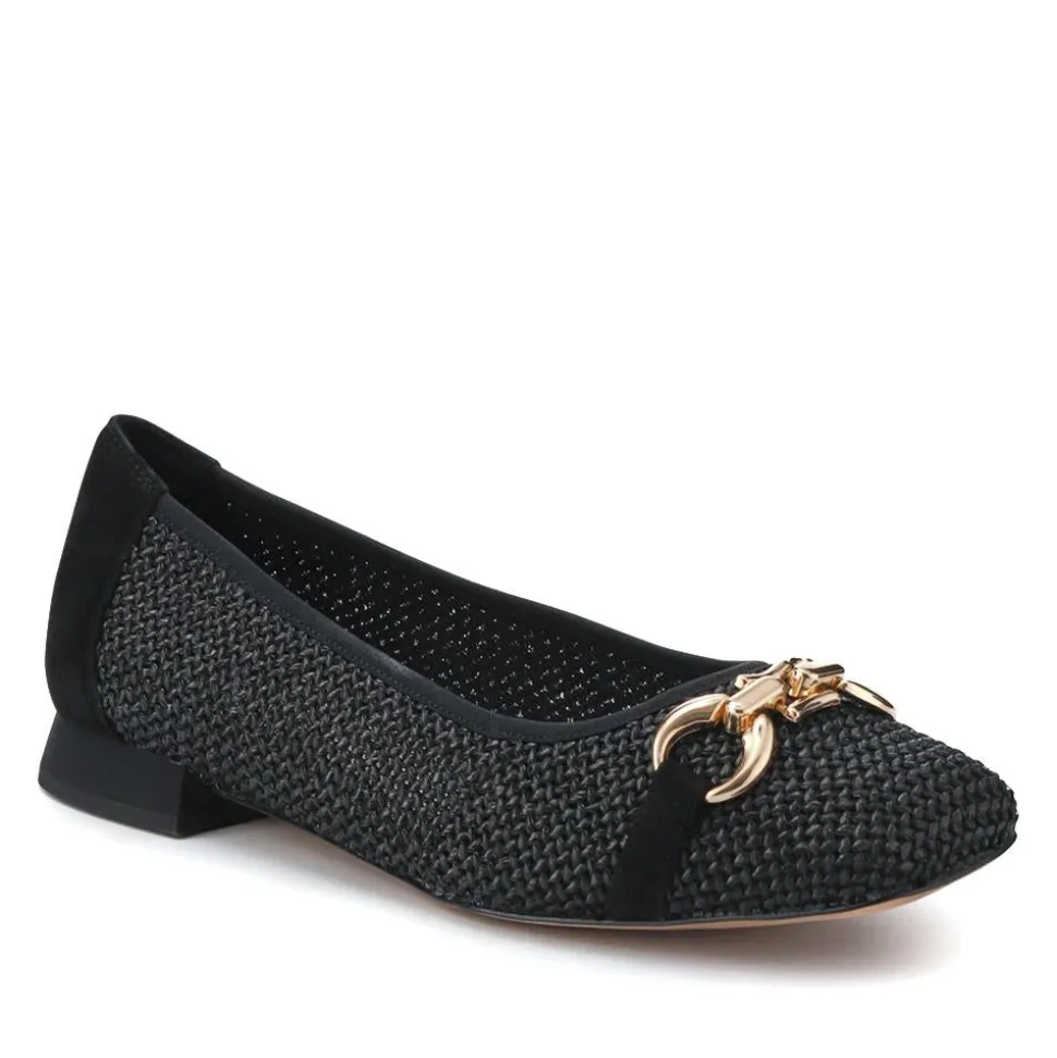 Leather Buckle-Detailed Pumps - Black