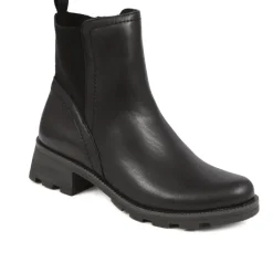 Leather Cleated Sole Chelsea Boots - Black