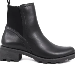 Leather Cleated Sole Chelsea Boots - Black