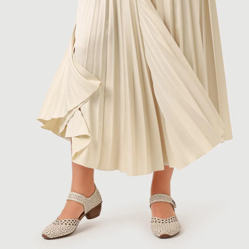 Leather Cuban-Heeled Mary Janes - Beige