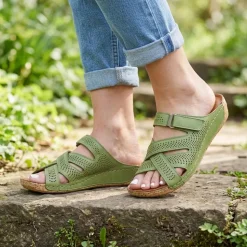 Leather Cut-Out Adjustable Strap Sandals - Green