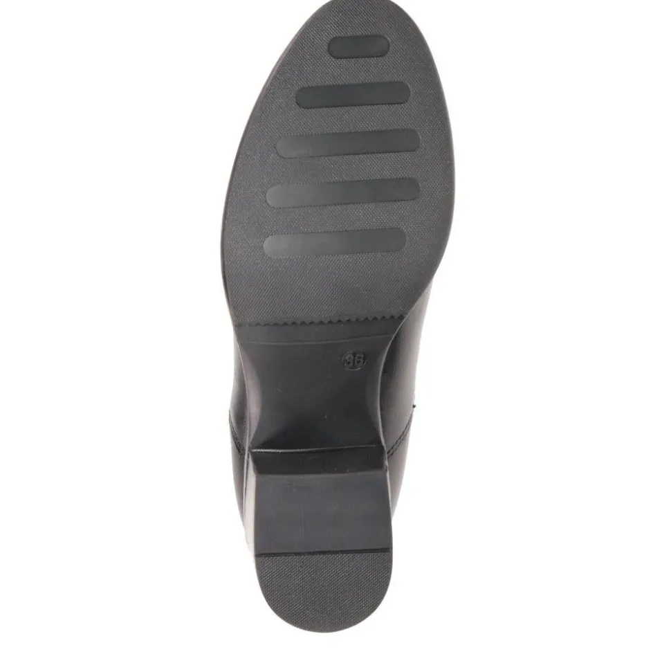Leather Heeled Chelsea Boots - Black