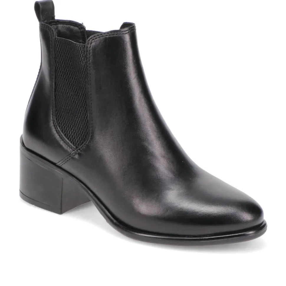 Leather Heeled Chelsea Boots - Black