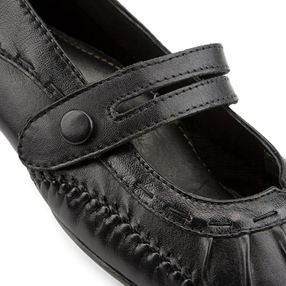 Leather Mary Jane with Stitch Detailing. - Black