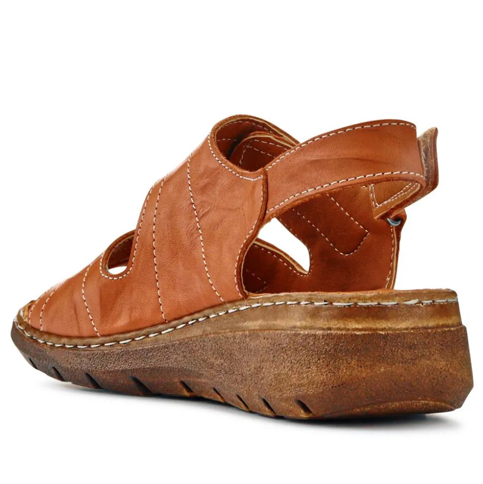 Leather Multi-Touch-Fasten Sandals - Tan